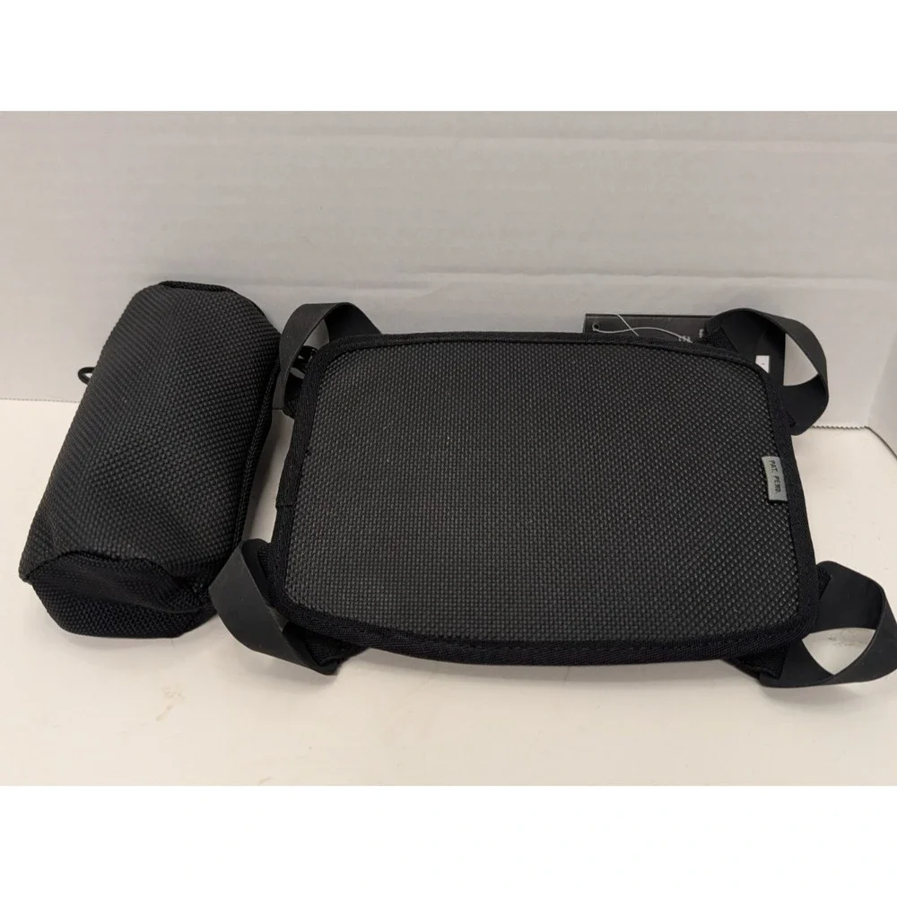 OtterBox Utility Series Latch II Case with Accessory Bag NWT
